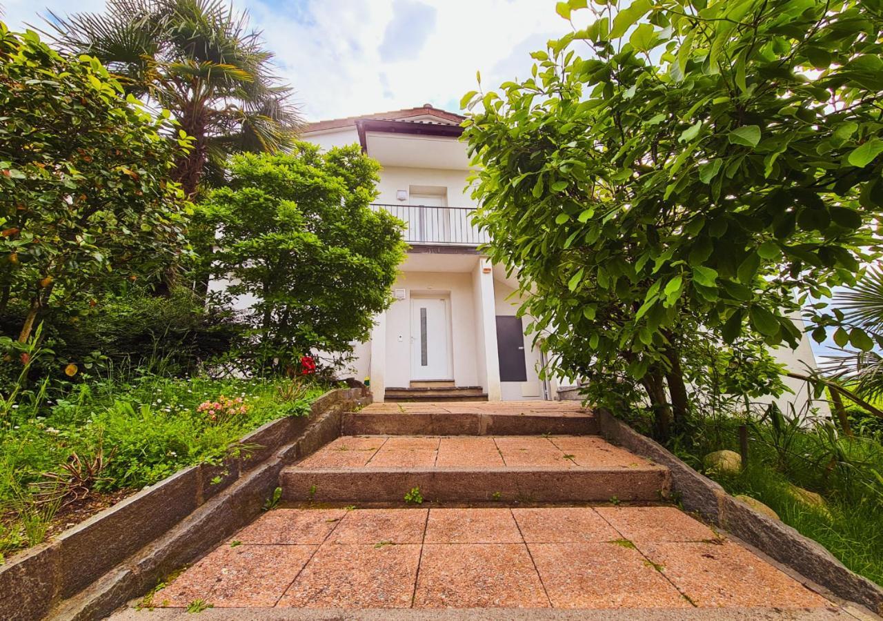 Suite Apartment With A View And Free Parking Lugano Luaran gambar