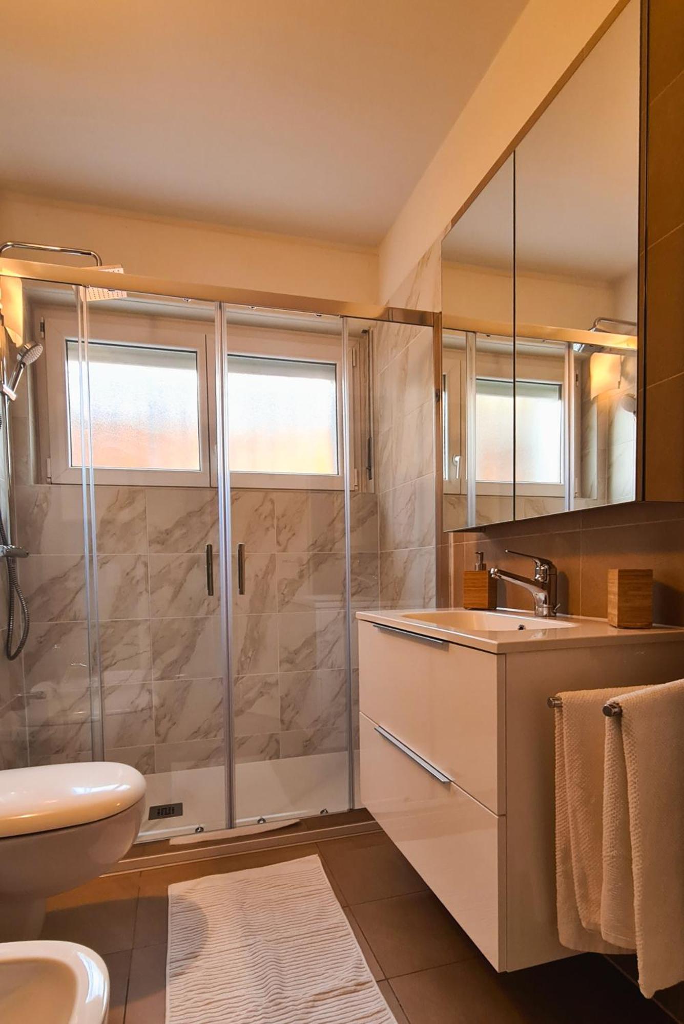 Suite Apartment With A View And Free Parking Lugano Luaran gambar
